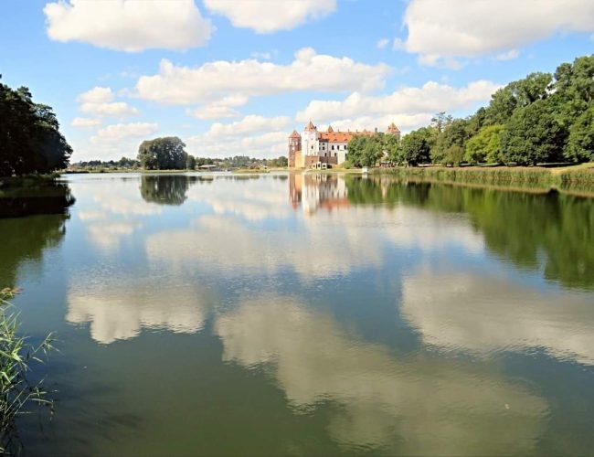 Mir and Nesvizh Castles Tour – Discover Belarus’s UNESCO Heritage